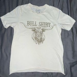 Cropped graphic tee from Buckle